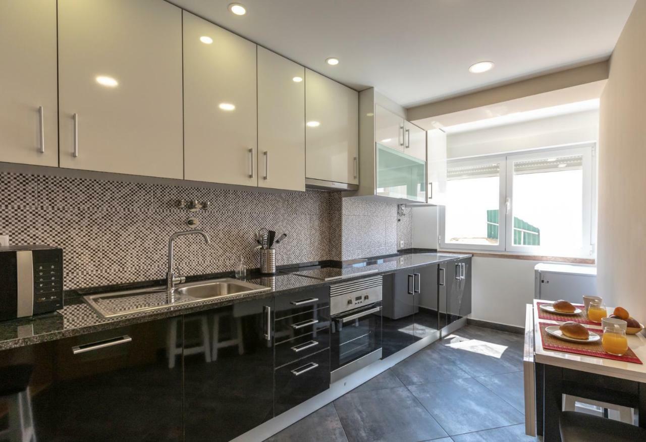 Like-Home-T3 Apt-Campolide, Near Amoreiras Mall Lizbona Zewnętrze zdjęcie