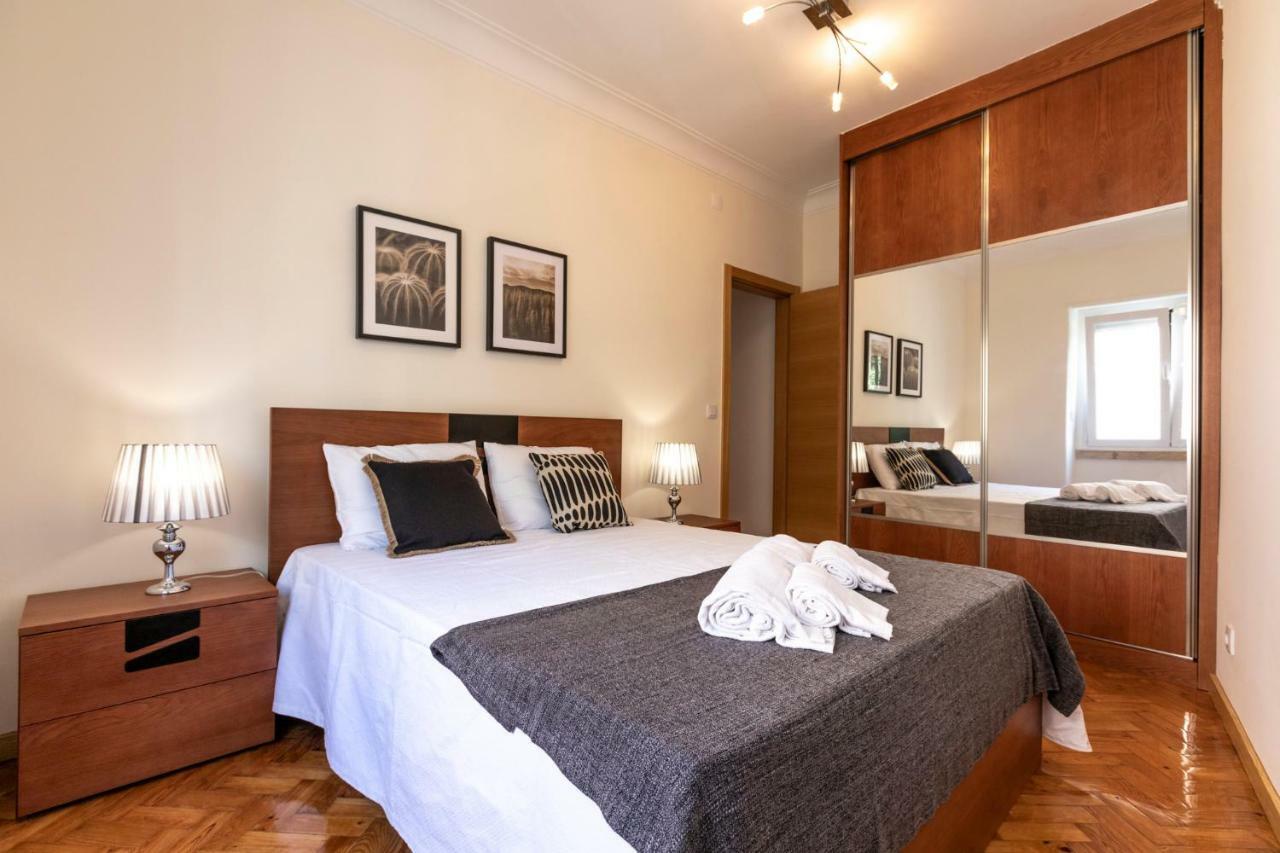 Like-Home-T3 Apt-Campolide, Near Amoreiras Mall Lizbona Zewnętrze zdjęcie