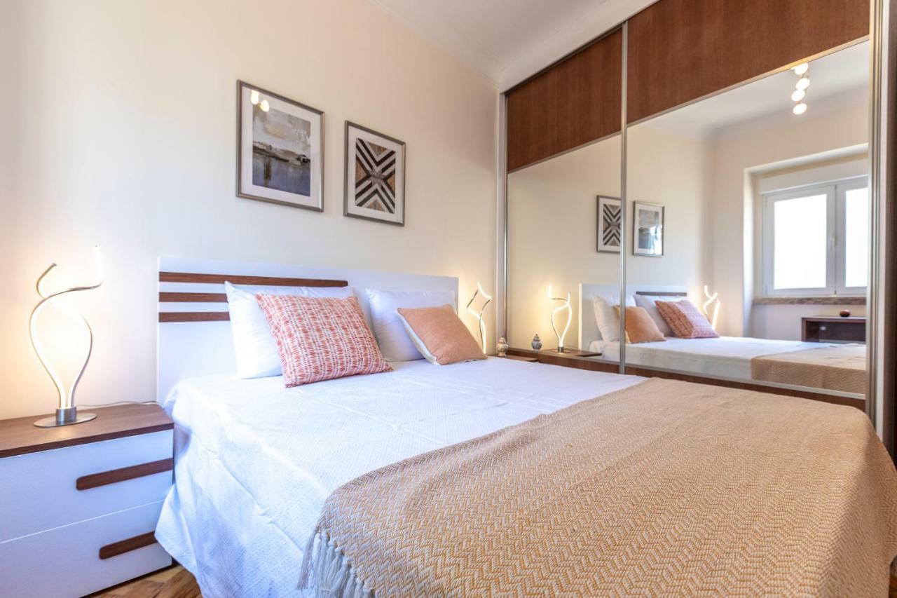 Like-Home-T3 Apt-Campolide, Near Amoreiras Mall Lizbona Zewnętrze zdjęcie